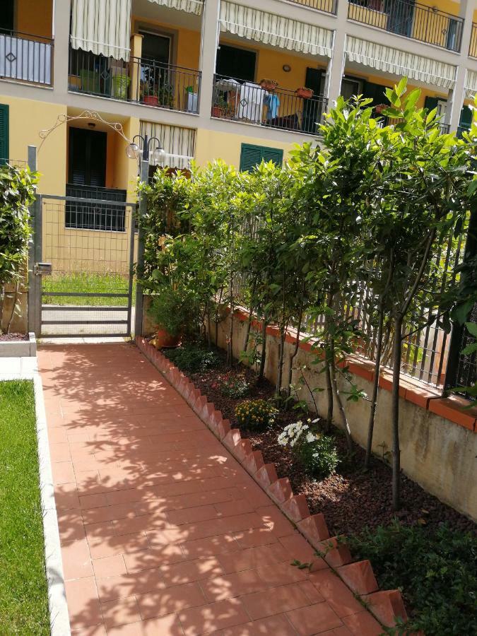 Casa Vacanze Alba Villa Romito Magra Esterno foto