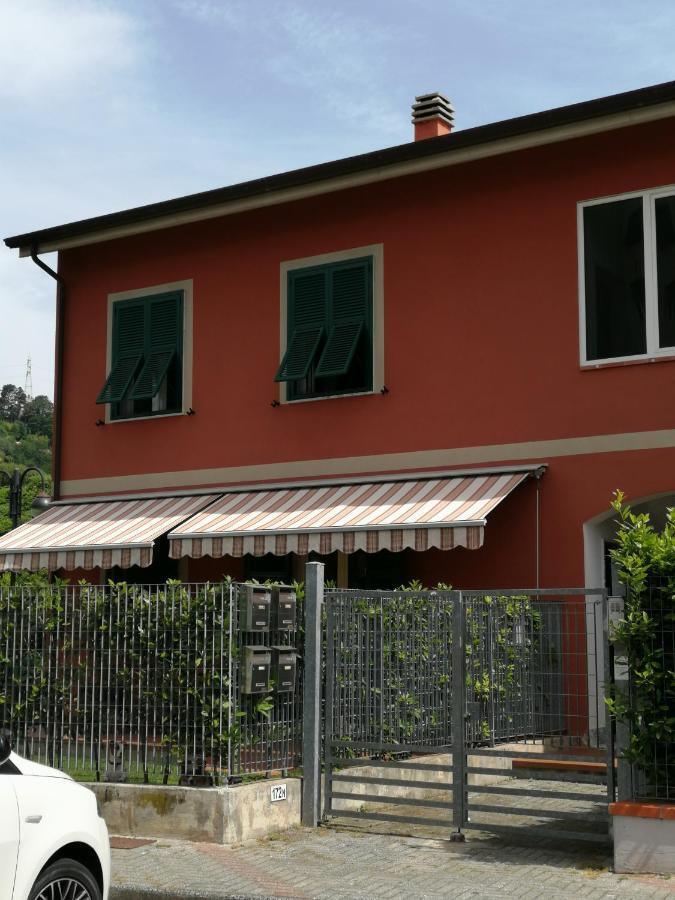 Casa Vacanze Alba Villa Romito Magra Esterno foto